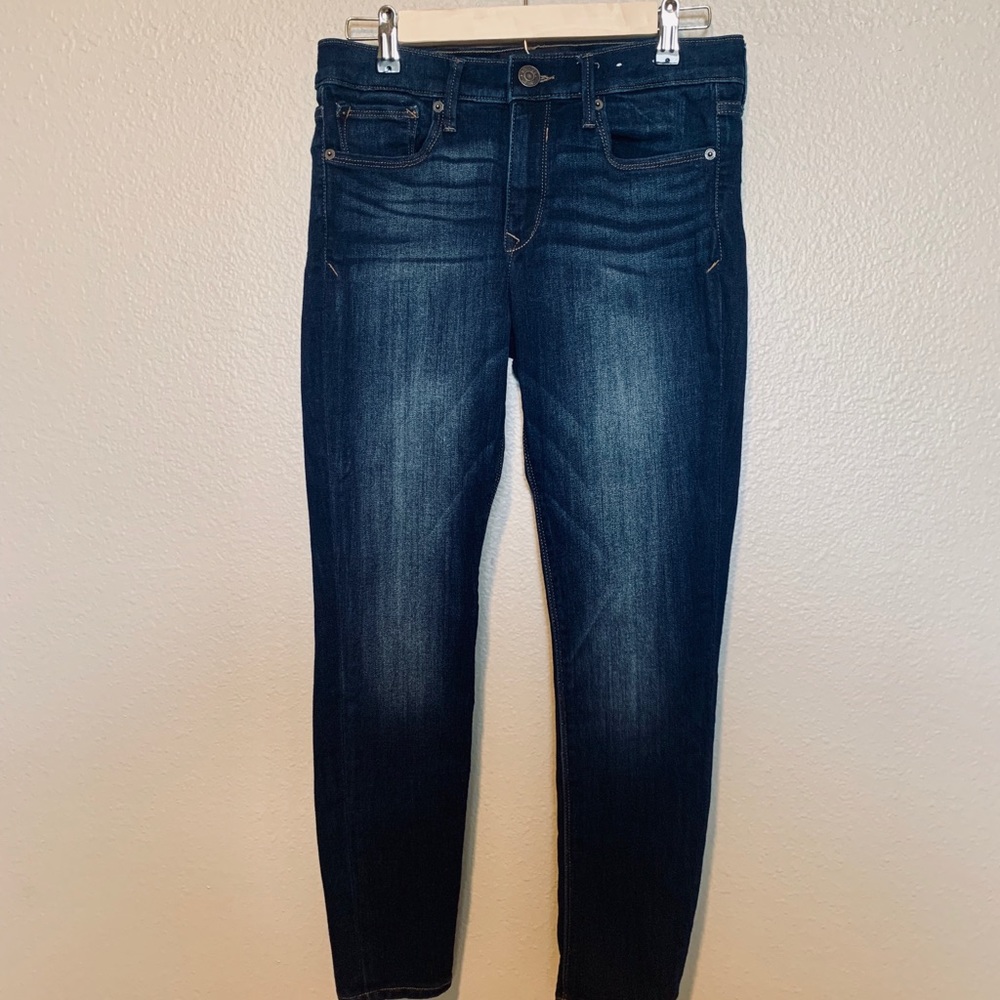Dark blue Express size 4 mid rise jean legging